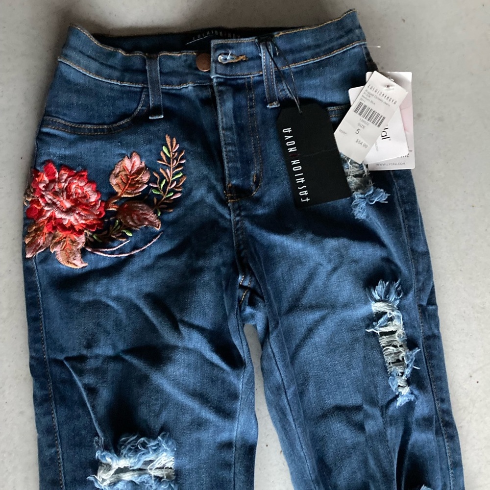 Juniors embellished jeans